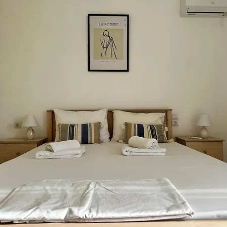 Center, Cozy With A Stunning View - No 2 * Kos