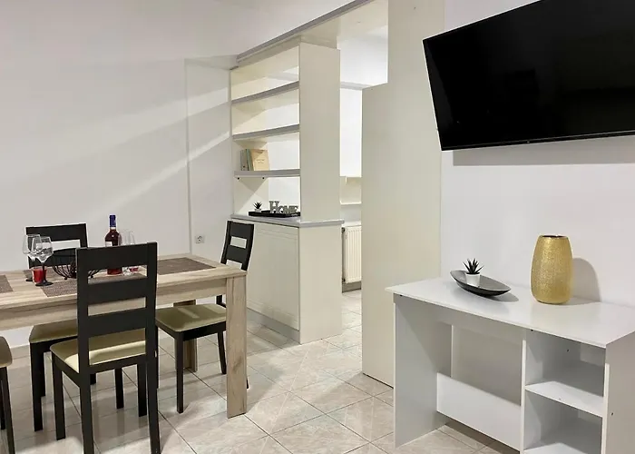 Center, Cozy With A Stunning View - No 2 * Cós