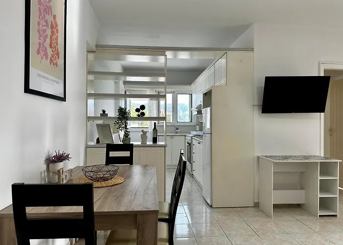 Center, Cozy With A Stunning View - No 2 Apartamento Cós