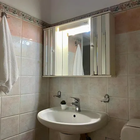 Daire Center, Cozy With A Stunning View - No 2 *